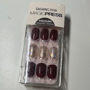 Dashing Diva Magic Press Burgundy and Gold Nail Set